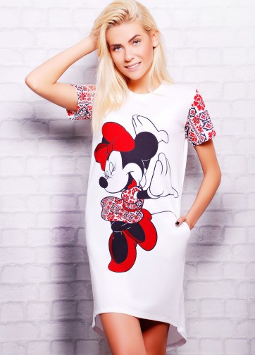 Удлиненная футболка-фрак с украинским орнаментом и принтом "Minnie Mouse"